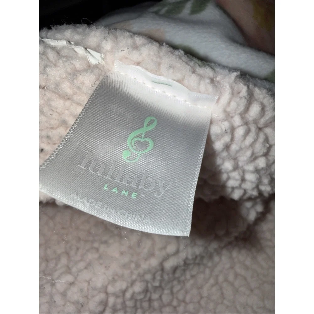 Lullaby Lane Floral Baby Girl Blanket‎ Peach/Pink/ White Sherpa Plush Soft